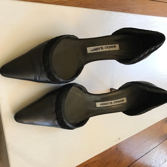 Manolo Blahnik pumps - Picture 1 of 7